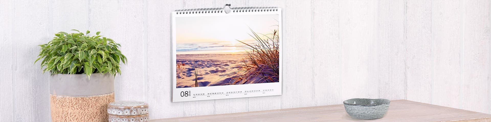 FAILED BY GPT, tried image url: https://www.japanphoto.no/wcsstore/DinkikkertNO//Photofinishing/JapanPhoto/fotokalender/header-slider/veggkalender-cal-fws-002_lg.jpg