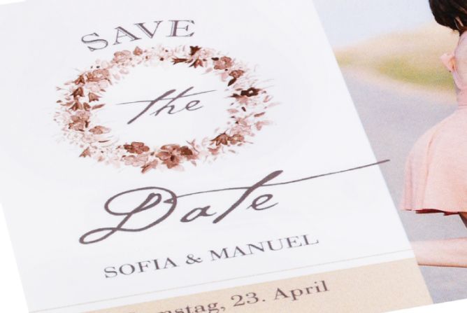 FAILED BY GPT, tried image url: https://www.japanphoto.no/wcsstore/DinkikkertNO//Photofinishing/JapanPhoto/takkekort/events-cards/bryllup-events_lg.jpg