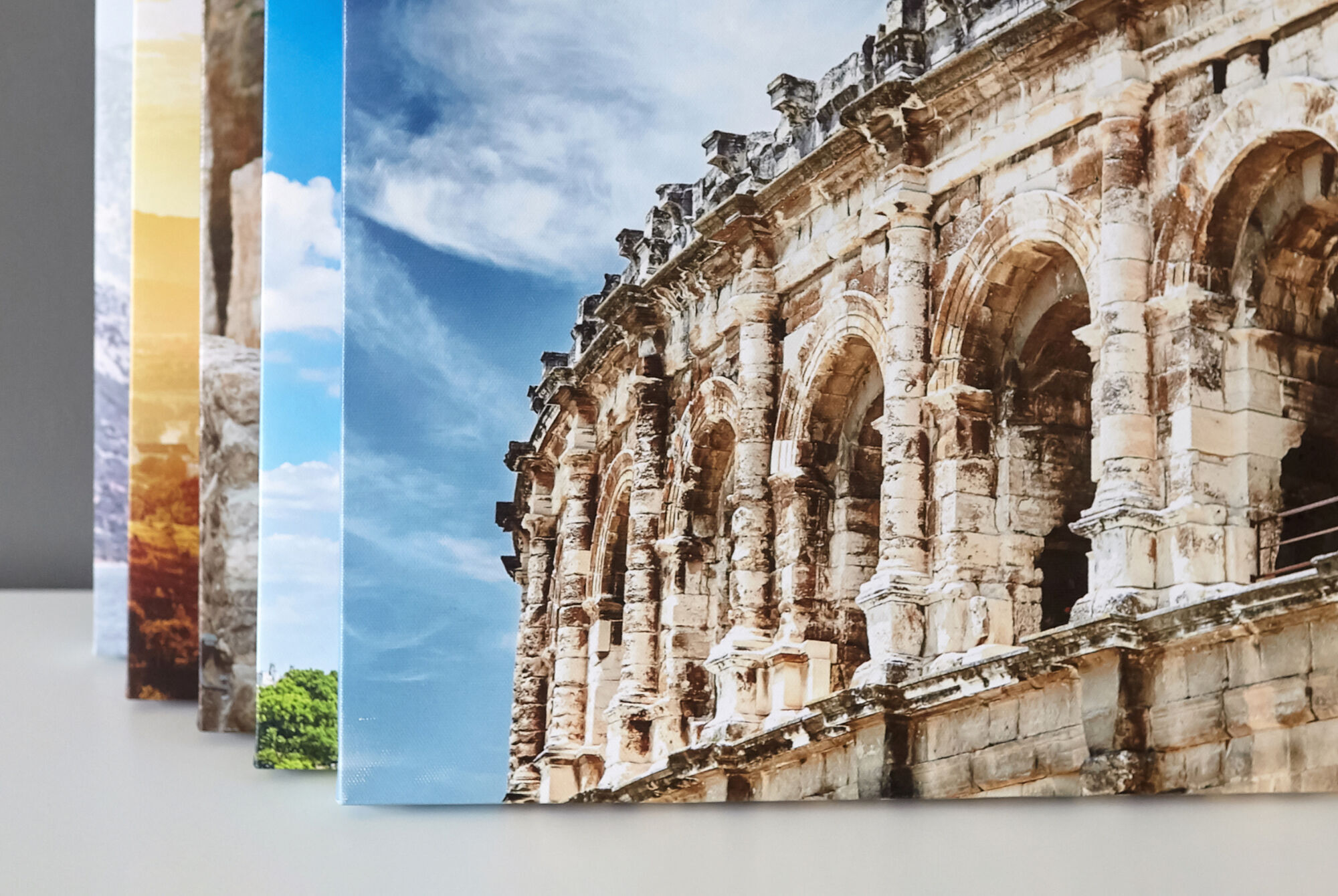 FAILED BY GPT, tried image url: https://www.japanphoto.no/wcsstore/DinkikkertNO/Photofinishing/JapanPhoto/veggbilder/basiccards/jpno-bc-material-guide-2-sea_lg.jpg