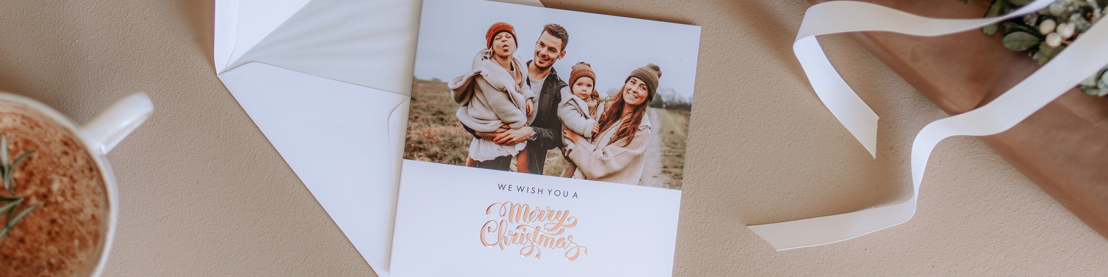 FAILED BY GPT, tried image url: https://www.japanphoto.no/wcsstore/DinkikkertNO//Photofinishing/JapanPhoto/xmas2021/bs-cards-jul-2021-ny_lg.jpg